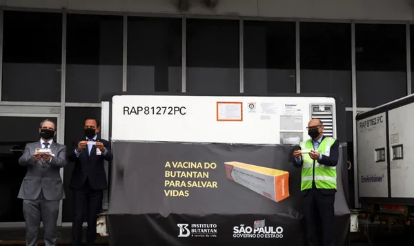 cinin-gelistirdigi-koronavirus-asi-adayi-coronavacdan-120-bin-doz-brezilyada-1605796997885.jpg Çin'in geliştirdiği koronavirüs aşı adayı CoronaVac'dan 120 bin doz Brezilya'da-3