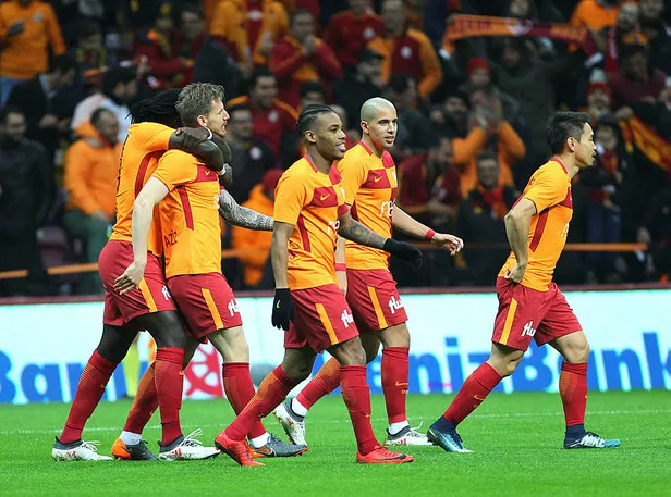 Galatasaray'dan Türk futbol tarihinde bir ilk...-4