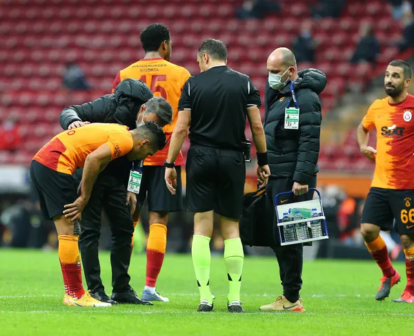 galatasarayda-falcao-krizi-iste-forma-giyememesinin-nedeni-1613468246814.jpg Galatasaray'da Falcao krizi! İşte forma giyememesinin nedeni-2