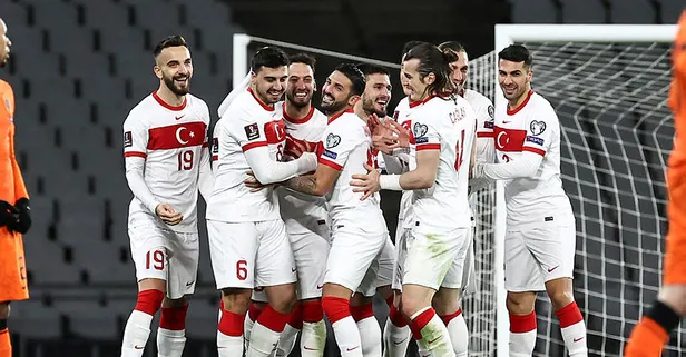 SON DAKİKA! Milli Takım'da Burak Yılmaz şoku