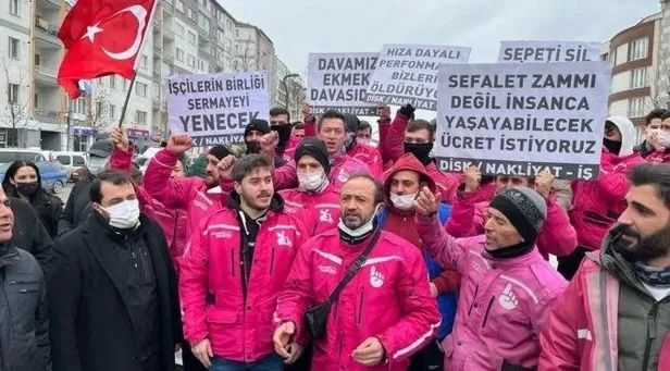 maldivlerde-5-milyonluk-dugun-yapan-nevzat-aydin-haklarini-isteyen-calisanlara-isyan-etti-nankorluk-yapiyorsun-1646269393531.jpeg Maldivler'de 5 milyonluk düğün yapan Nevzat Aydın haklarını isteyen çalışanlara isyan etti! "Nankörlük yapıyorsunuz"-2