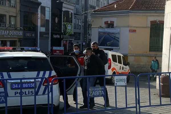 istiklal-caddesi-turistlere-kaldi-1607265205521.jpg