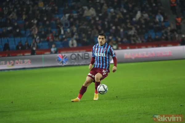 Trabzonspor'un Yeni Malatyaspor galibiyeti sonrası spor yazarlarından yıldız isme övgü: Orkestra şefi işbaşında! - 18