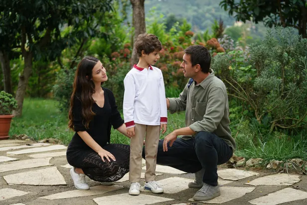 sen-anlat-karadeniz-dizisinde-firtinalar-estirmisti-barbarosa-hayrettin-pasa-olarak-katiliyor-1602604340628.jpg Sen Anlat Karadeniz dizisinde fırtınalar estirmişti! Barbaros'a Hayrettin Paşa olarak katılıyor-5