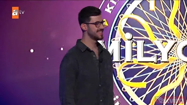 Kenan İmirzalıoğlu'nun sunduğu Kim Milyoner Olmak İster'de hareketleri ve cevaplarıyla geceye damga vuran yarışmacı! - 6