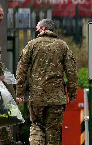 İngiltere'de benzinden sonra gıda sıkıntısı patlak verdi! Halk tedirgin...