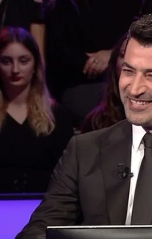 Usain Bolt 2009'da 100 metreyi 9,58 saniyede koşup dünya rekorunu kırdığı yarışta hangi mesafeyi daha hızlı koşmuştur?