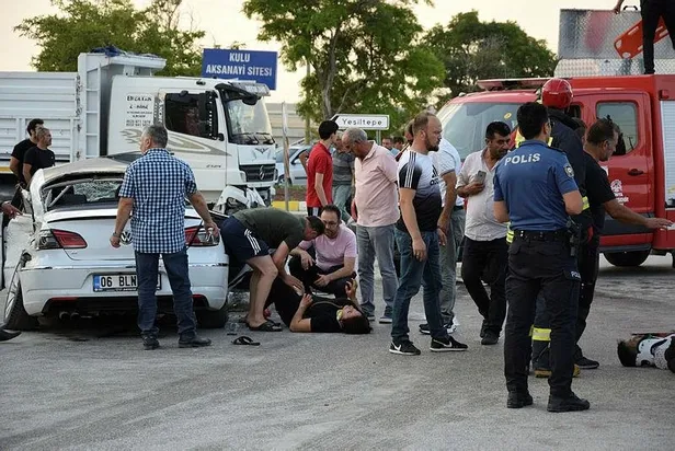 Konya'nın Kulu ilçesinde feci kaza! Her yer yaralı insan doldu-5