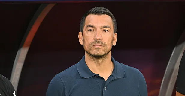Giovanni van Bronckhorst'tan 18 yıllık Süper Kupa tarihinde ilk! Hollandalı teknik direktör tarihe geçti
