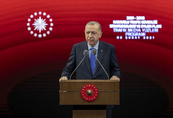SON DAKİKA: Başkan Erdoğan'dan Trafik Medya Ödülleri Programı"nda önemli açıklamalar-7