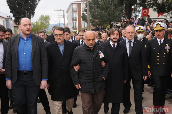 Şehit Teğmen Talha Bahadır, Yalova'da toprağa verildi! Cenaze namazını babası kıldırdı - 17