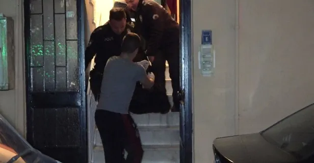 Kocasını göğsünden ve karnından bıçaklayarak öldürdü