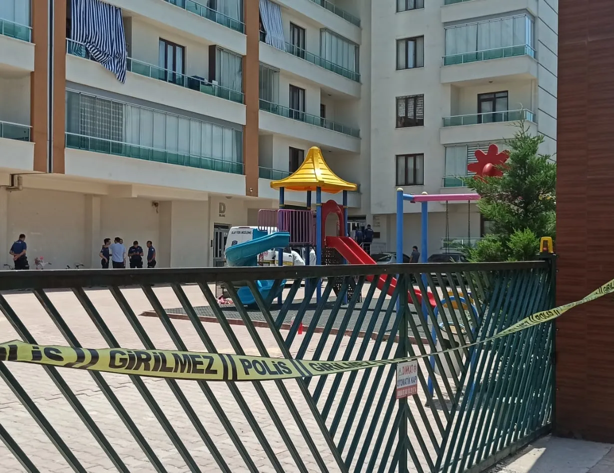 2 günlük eşini öldürdü