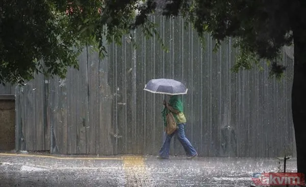İstanbul'da beklenen yağış başladı trafik yoğunluğu yüzde 90'lara ulaştı - 10