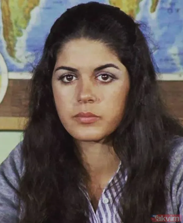 Yeşilçam efsanesi Hababam Sınıfı'nın Semra Hoca’sı Semra Özdamar’ın son haline bakın! “Yıllar ona acımamış” 68’lik Yeşilçam yıldızı... - 2