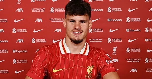 Liverpool’un yeni sol beki: Milos Kerkez