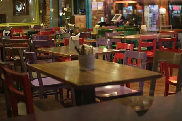 Restoran ve kafeler "kuver" kılıfıyla soyguna başladı! Adisyona bakan çılgına döndü