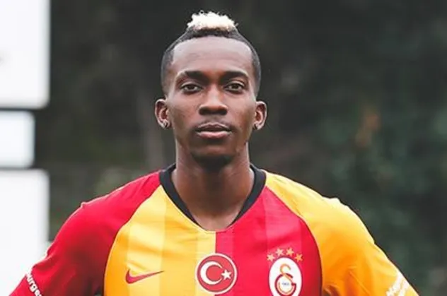 Aslan'a Onyekuru çalımı