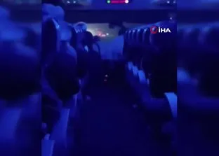 Yolcu otobüsünde şoke eden görüntü! Seyir halindeki otobüste şoförlerin koltuk değişimi kamerada!