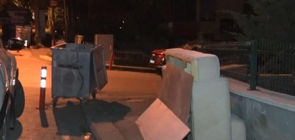 1786142974807.jpeg Ankara'nın göbeğinde çöp rezaleti: Çankaya'da vatandaşlar isyanda-3