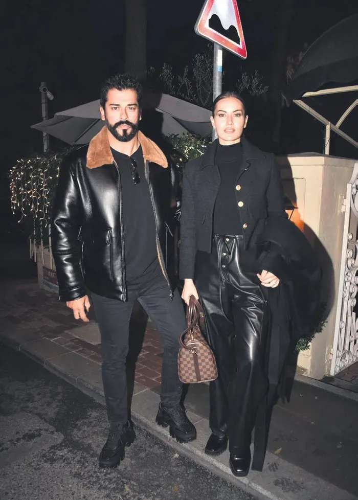 hollywood-starlarina-tas-cikardi-burak-ozcivit-suudi-arabistan-donusu-aciklamalarda-bulundu-bizim-dizilerimiz-1701555926739.jpeg
