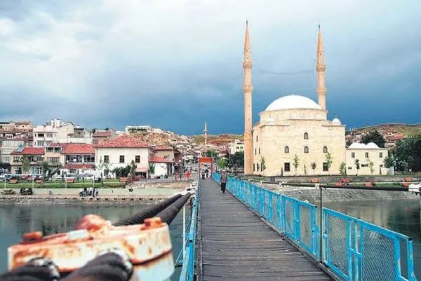 alti-sehir-ustu-peri-bacasi-1661117511120.jpeg