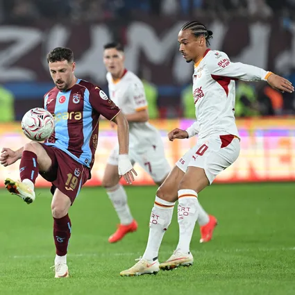 Trabzonspor’a derbi öncesi sakatlık şoku! Yıldız futbolcu Beşiktaş maçında oynamayabilir