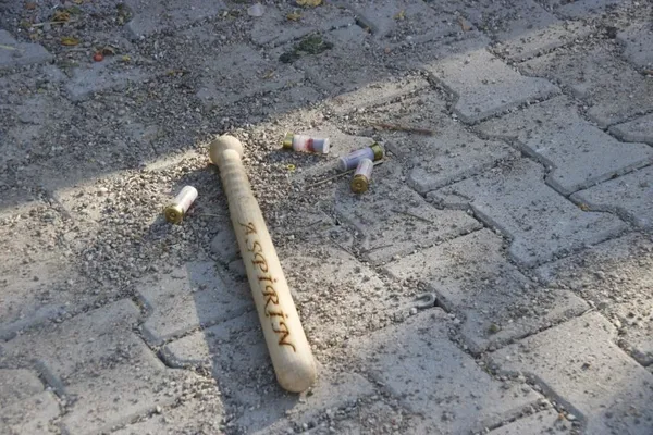 diyarbakirda-husumetli-aileler-arasinda-kan-akti-baris-yemeginde-silahli-catisma-cikti-12-yarali-1692542777889.jpeg Diyarbakır'da husumetli aileler arasında kan aktı! Barış yemeğinde silahlı çatışma çıktı: 12 yaralı-3