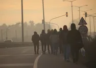 Son dakika: Türkiye kapıları açtı! Binlerce düzensiz göçmen Avrupa sınırına ilerliyor