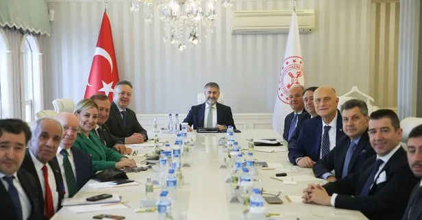 Bakan Nureddin Nebati'den önemli temaslar! TİM, OYDER ve İMEAK üyeleriyle bir araya geldi