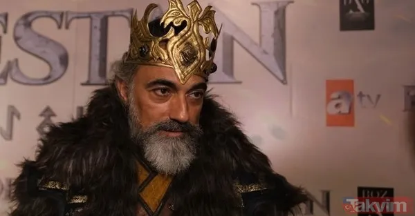 Yeliz Yeşilmen'in hamam görüntüleri sosyal medyayı yıktı geçti! Göbek taşı üstünde dansözler göbek attı Yeliz yeni yaşını işte böyle kutladı - 13