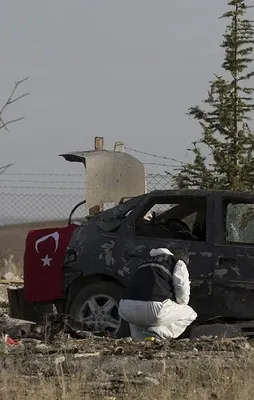 Ankara'da iki canlı bomba kendini patlattı!