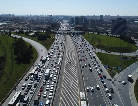 Yola çıkacaklar dikkat! İstanbul kızarıyor...