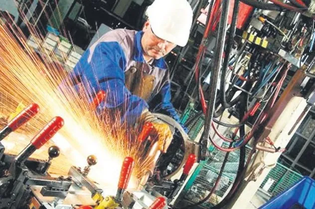 Gençlere devlet kapısı