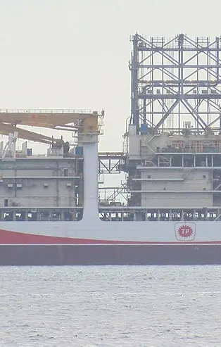 Kanuni İstanbul açıklarında!