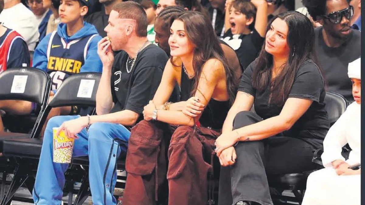 Hande Erçel'in pahalı kombini! NBA şıklığının bedeli dudak uçuklattı!