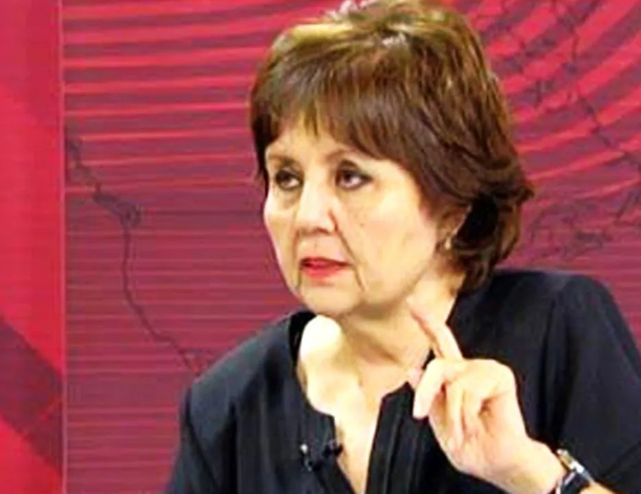 Karabağ’daki ’Zafer’ Ayşenur Arslan’da alerji yaptı!