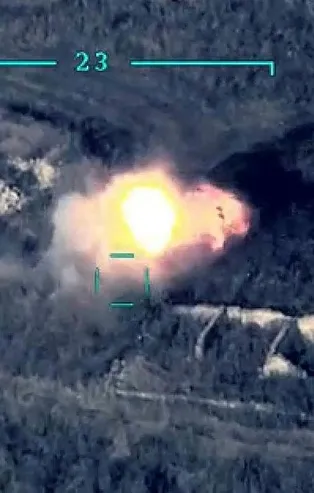 Fransız gazetesi Le Monde: 6 Bayraktar ile Ermenistan ordusunu mahvettiler