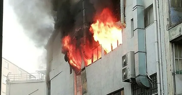 SON DAKİKA: İstanbul’da iş merkezinde yangın! Ekipler bölgede