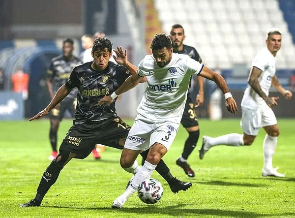 Spor Toto Süper Lig'in 6. haftasında Kasımpaşa Göztepe ile berabere kaldı-5