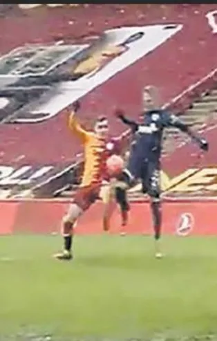 Kasımpaşa’dan penaltı isyanı! (Yurttan ve dünyadan spor gündemi)