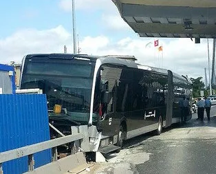 Boğaziçi Köprüsü’nde metrobüs kazası