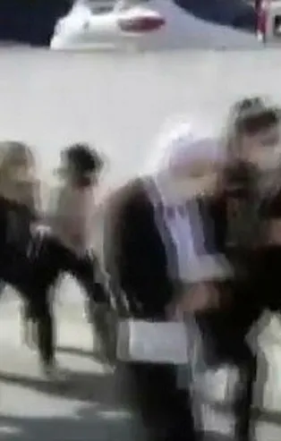 Esenyurt'ta jigololuk vaadiyle dolandırıcılık yapan şüphelilere operasyon