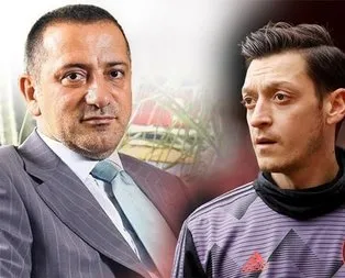 Mesut Özil’den Fatih Altaylı’ya gönderme