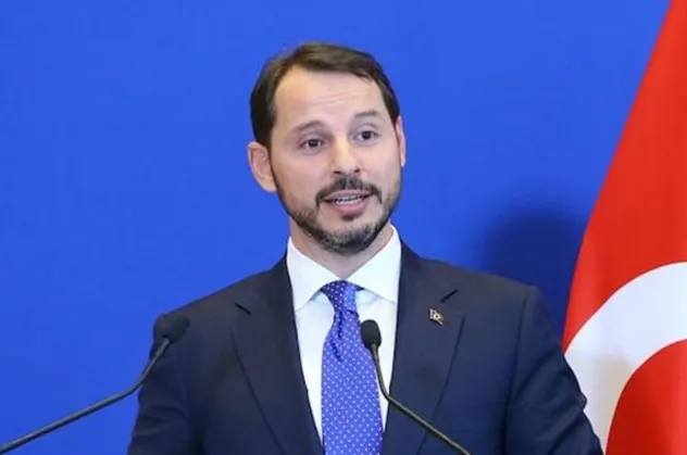 Bakan Albayrak'tan kadına yönelik şiddetle mücadele mesajı