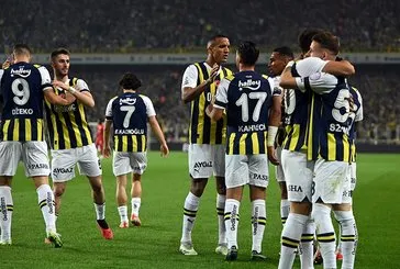 Fenerbahçe’de sakatlık şoku! Yıldız futbolcular maça devam edemedi...