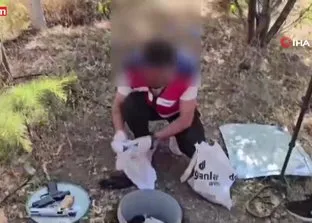 Köy evi bahçesinden cephane çıktı!