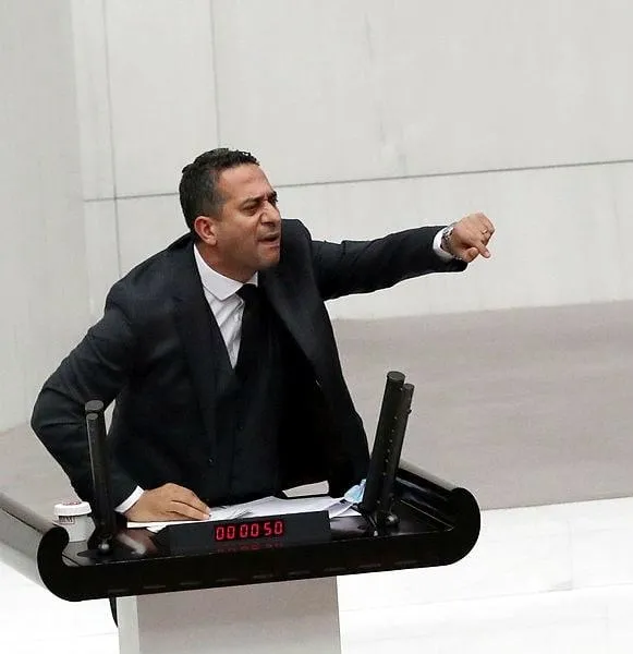 CHP Milletvekili Ali Mahir Başarır’dan Halk TV’de Başkan Erdoğan’a "çete lideri" hakareti-2