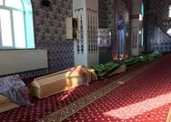Son dakika: Vandaki depremde hayatını kaybeden 9 kişinin cenazeleri camiye getirildi