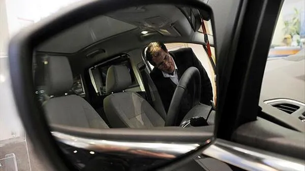 Otomobil satışında büyük hareketlilik! Lüks oto tam gaz